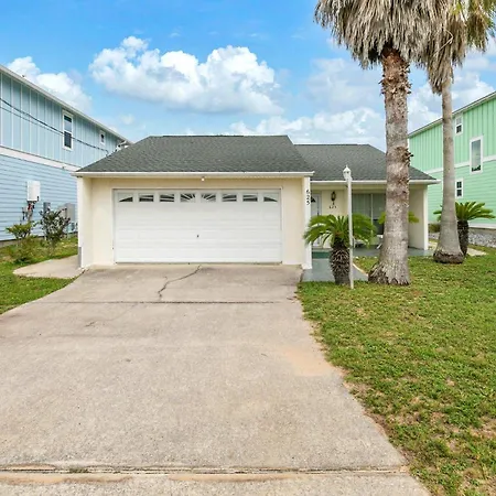 Lyndell Beach Cottage